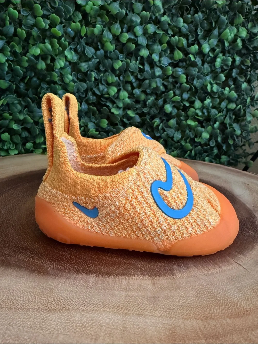 Nike Swoosh 1 Baby Shoes~ Rare Laser Orange 3C